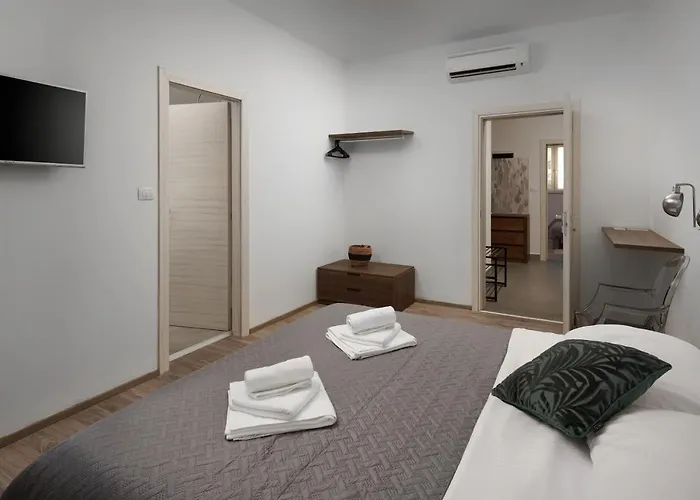 Kalu 2 Villa Filipana