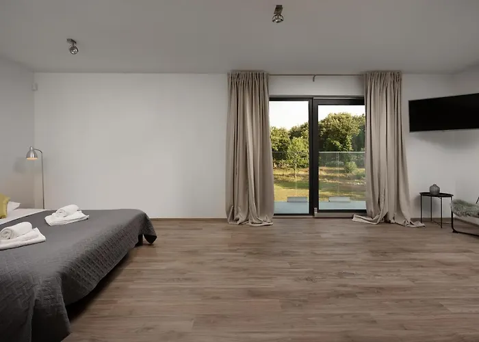 Villa Kalu 2 *