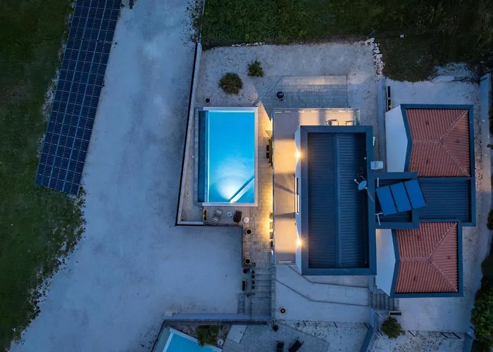 Villa Kalu 2 *